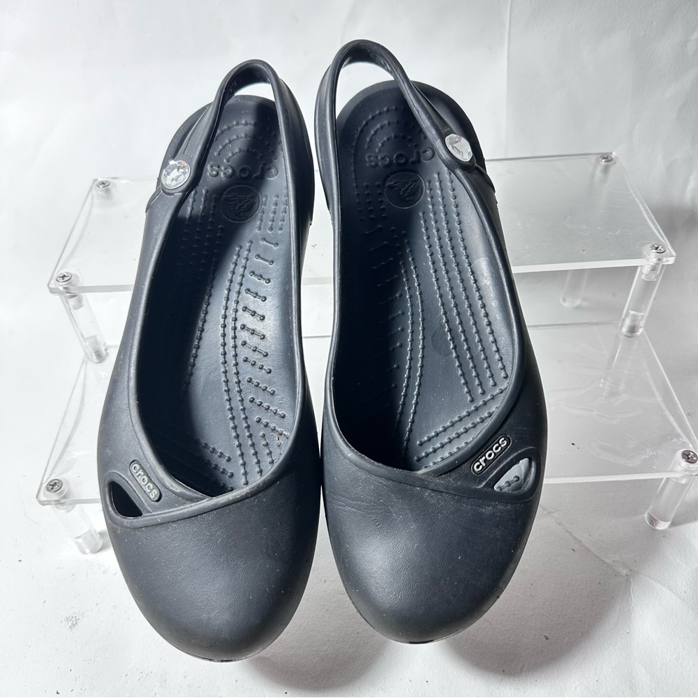 Shoes - Picture 5 of 10